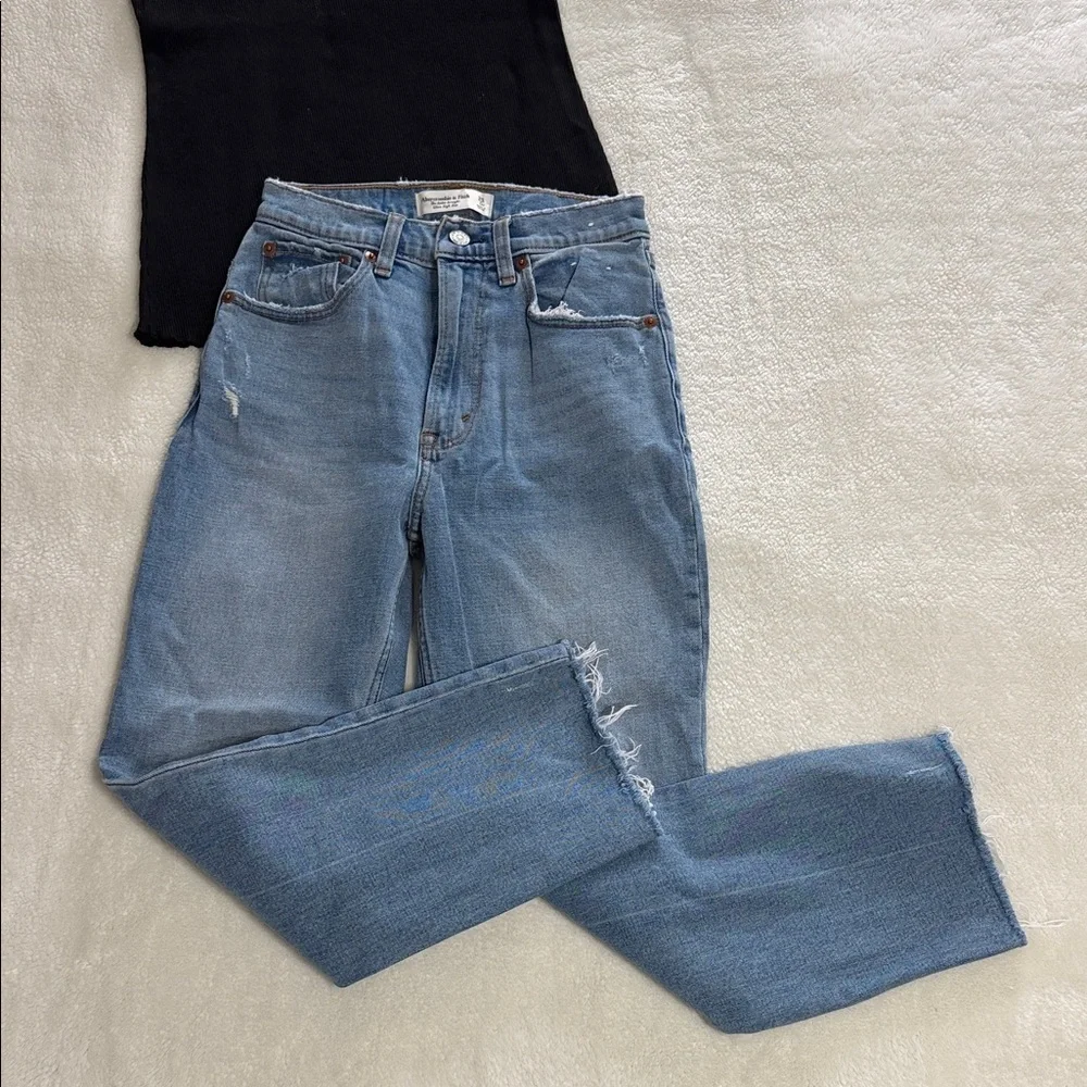 Abercrombie & Fitch Ankle Straight Jeans - Picture 9 of 9